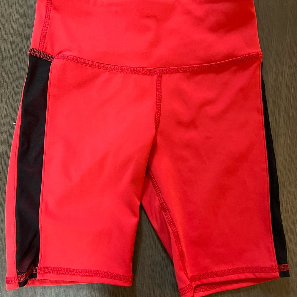 Tiger Friday biker shorts. Child Large - Picture 2 of 3